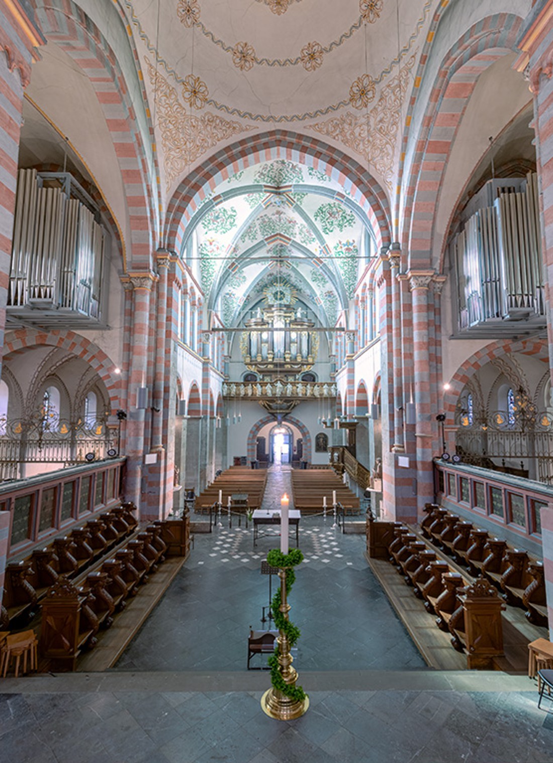 Foto vom Inneren der Abteikirche