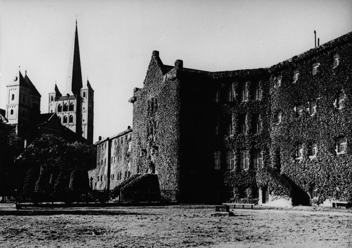 Foto des Archivgebäudes des Archiv des LVR