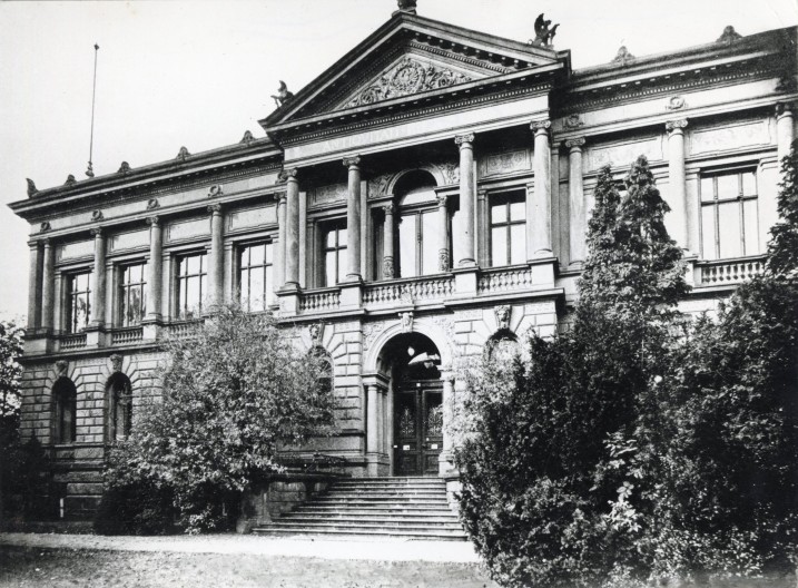 Foto des Archivgebäudes des Archiv des LVR